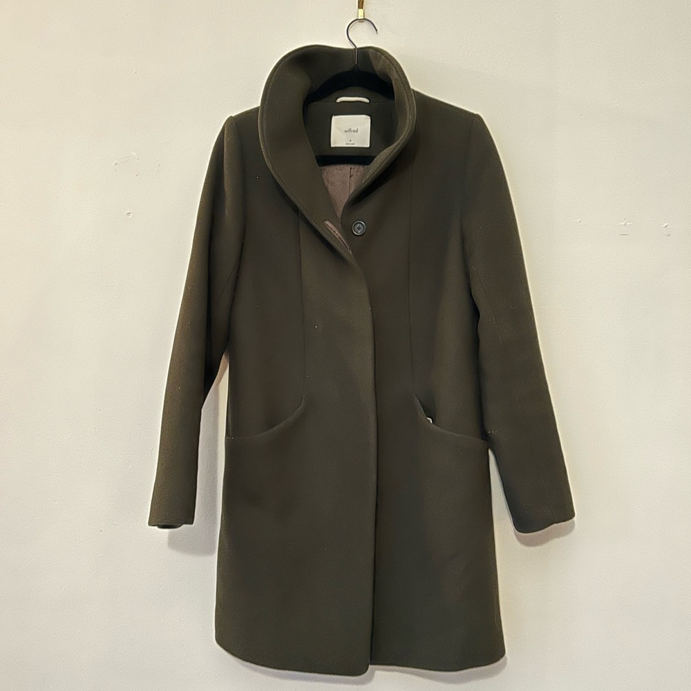 Wilfred Olive Green Cocoon Wool Coat. Size M.